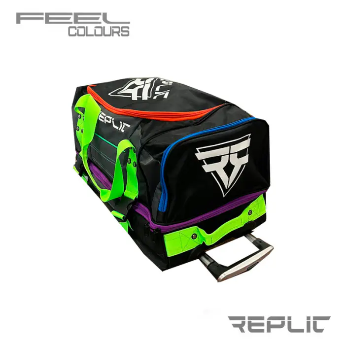 Ver foto 1 de BOLSA REPLIC TROLLEY JUGADOR FEEL